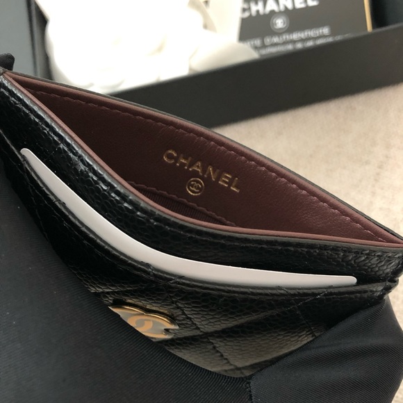 ❌SOLD❌ Chanel Classic Black Caviar Flat Card Holder - Picture 3 of 5